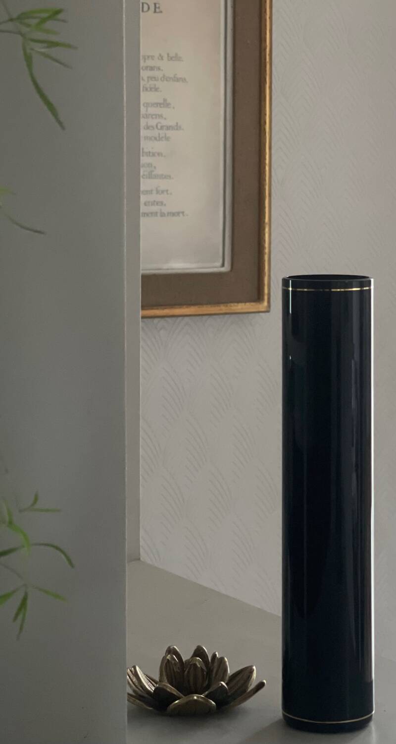 Cylinder vase 1980