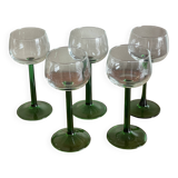 5 verres à vin blanc