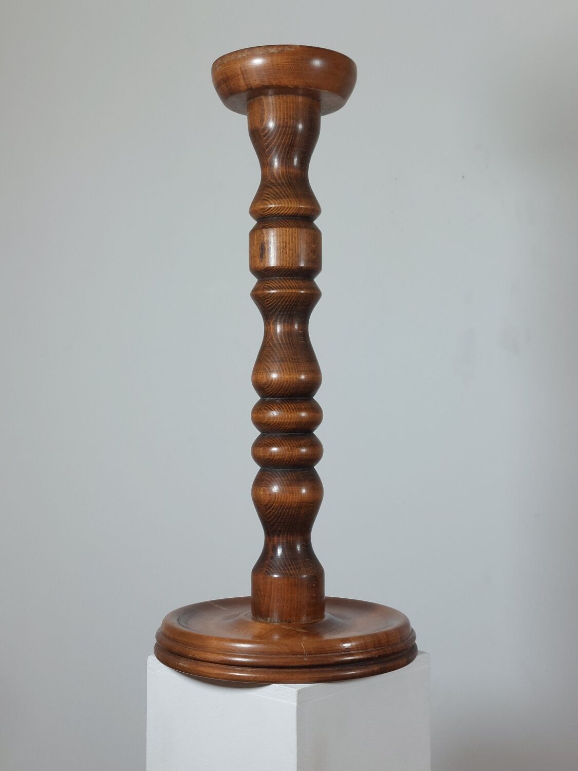 Vintage turned wooden column flower stand