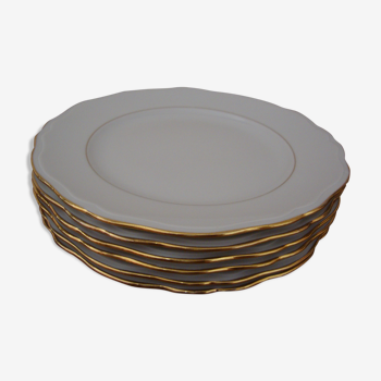 6 Flat plates made of fine porcelain creation A. Deshoulière