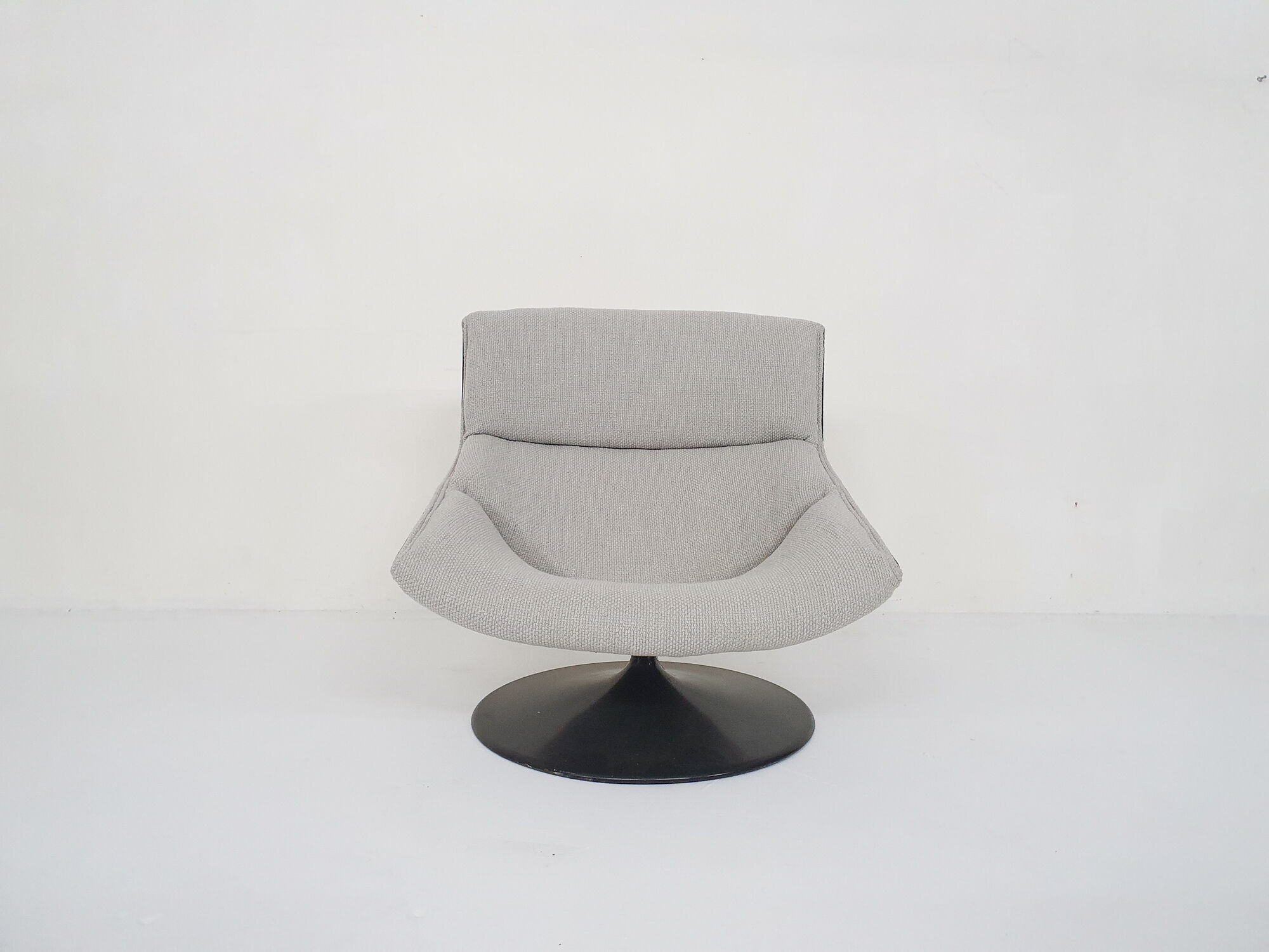 Armchair Geoffrey Harcourt for Artifort model F520, The Netherlands 1960's