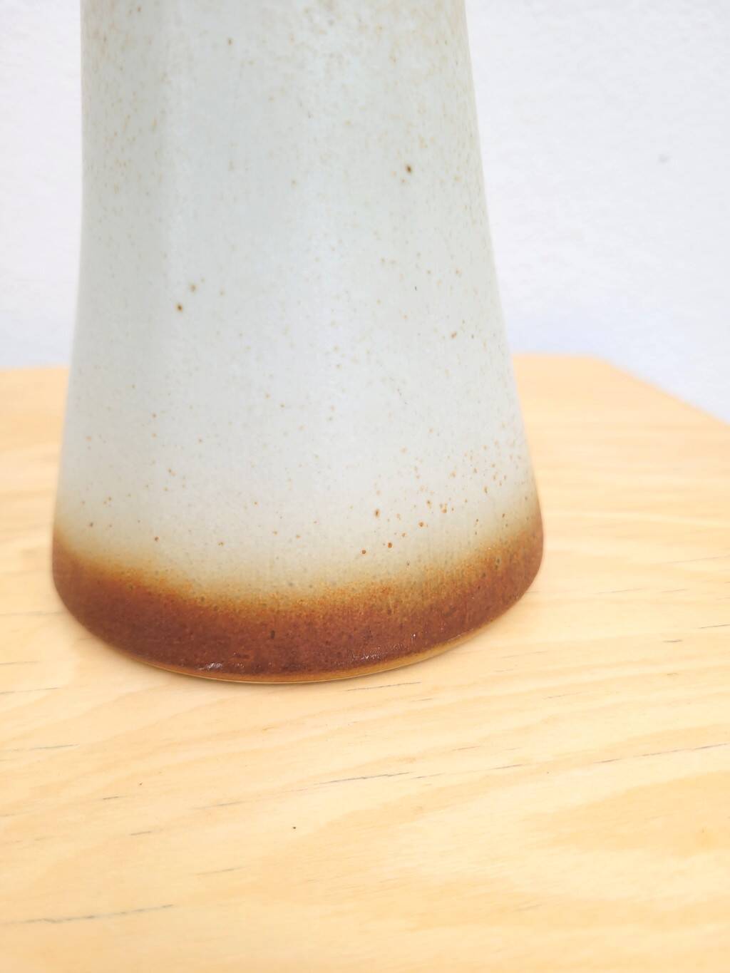 Pichet diabolo en porcelaine de Virebent