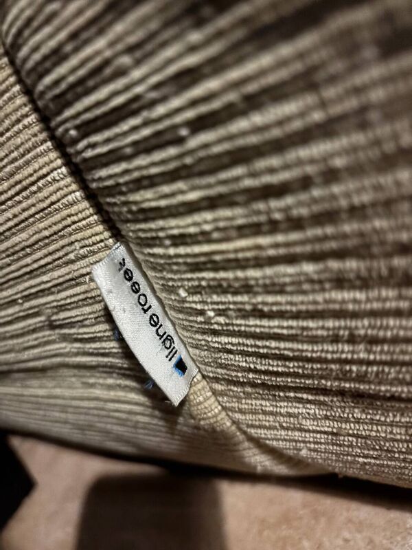 Chauffeuse d’angle Togo ligne roset