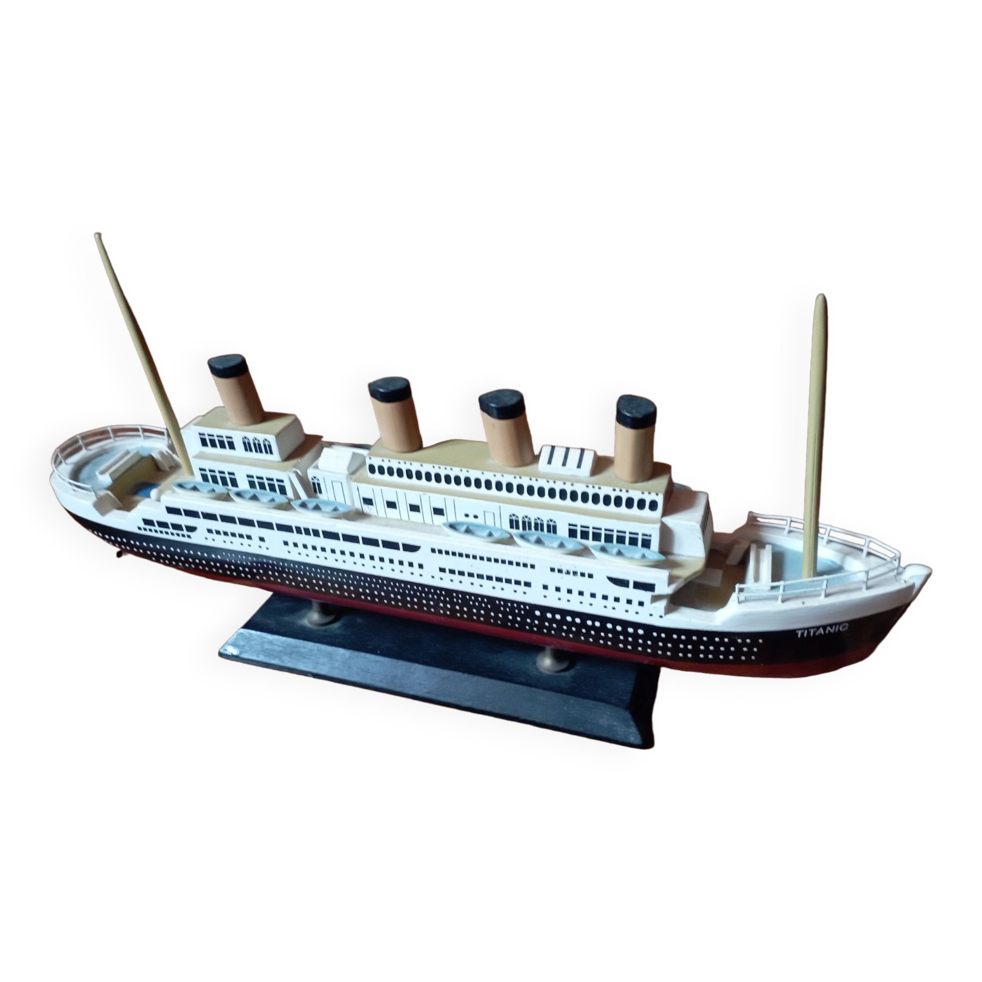 Model of the vintage Titanic ship