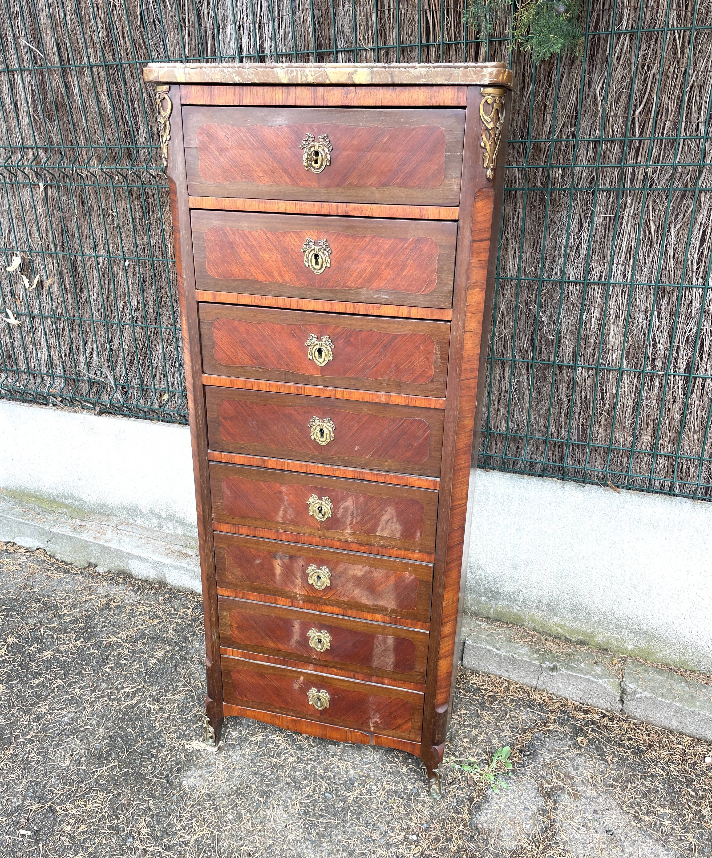 Weekly / chiffonnier, chest of drawers with 8 drawers in marquetry, marble top.