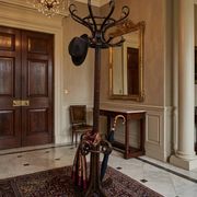 Elegante Appendiabiti a Colonna Stile Thonet