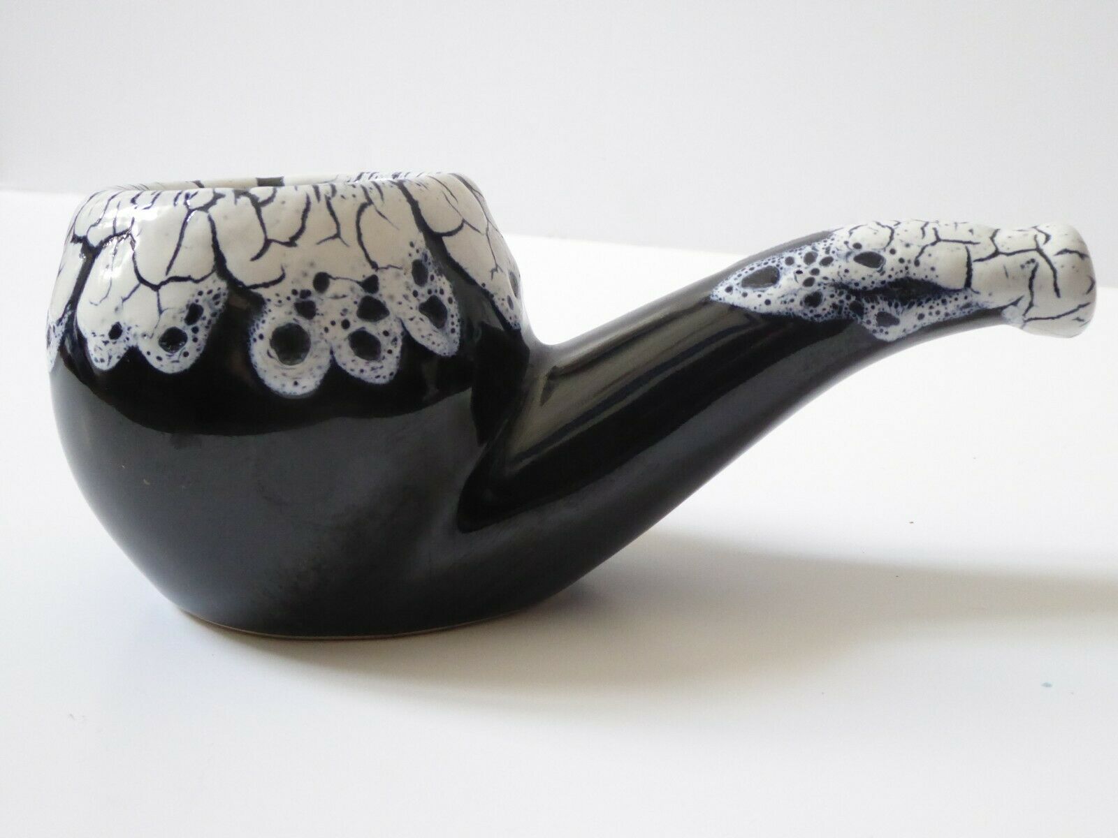 Vintage pipe-shaped ashtray, Vallauris