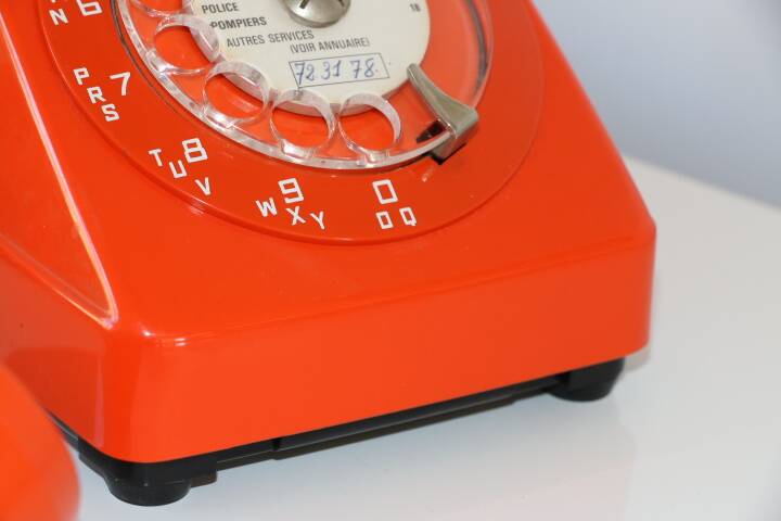 Telephone Socotel S63 orange 1973