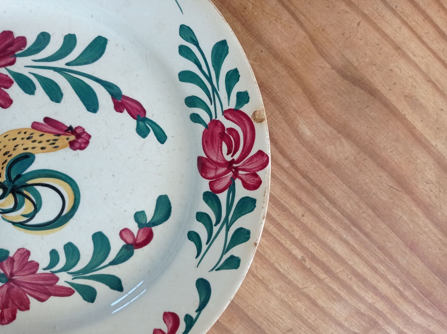 Set of 2 Creil and Montereau plates