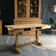 Table de travail de style art populaire
