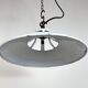 Lampe suspendue en émail blanc industriel, années 1960