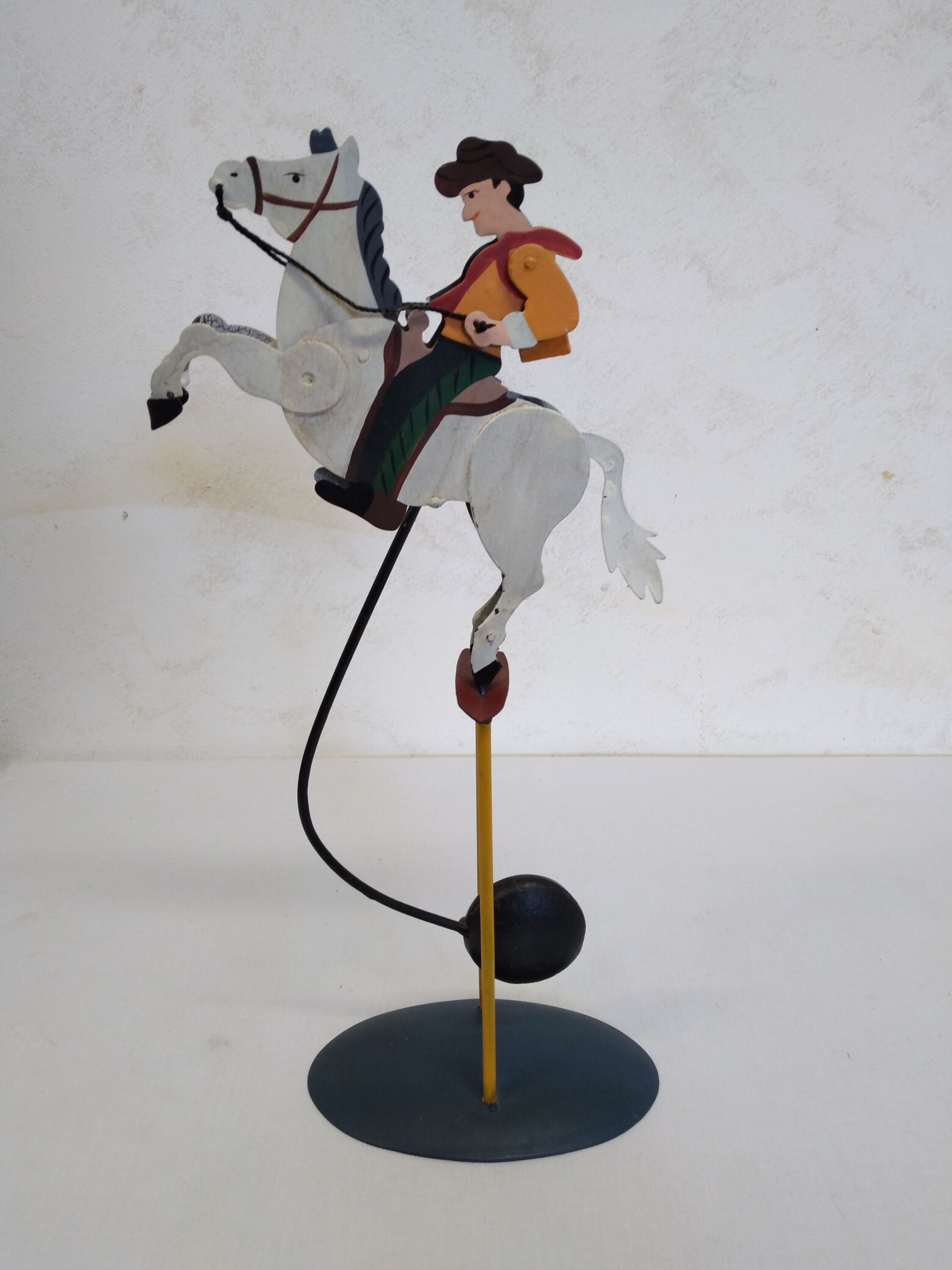 Antique metal horse balance toy