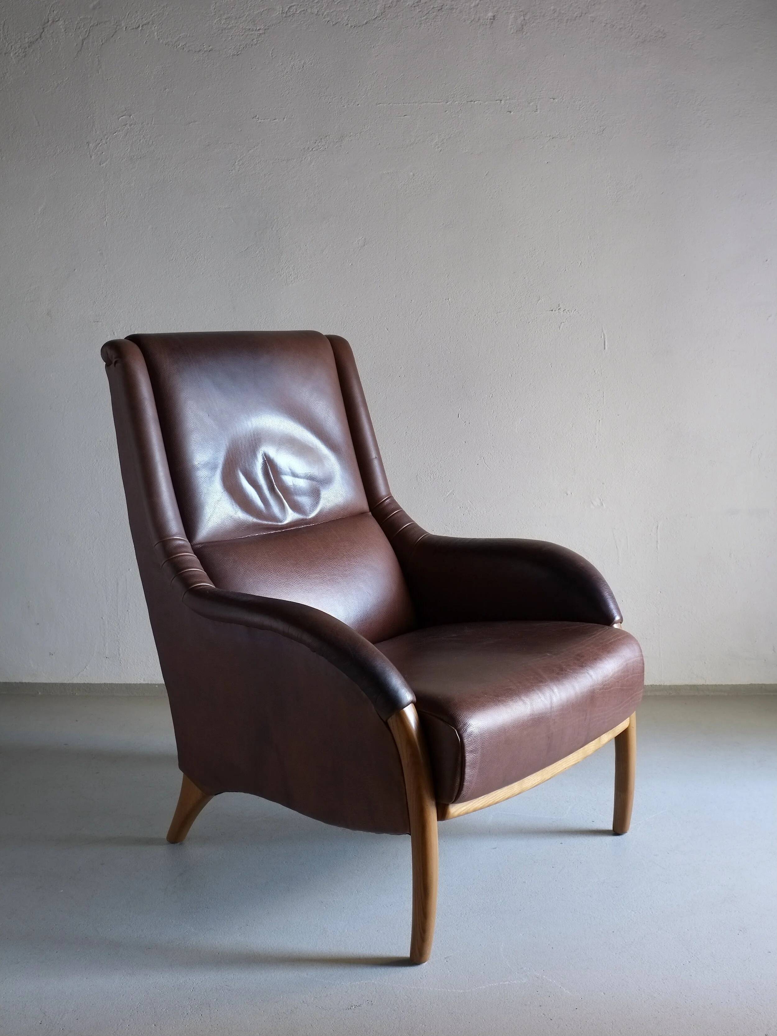 Brown leather lounge chair | Netherlands | 1980s
