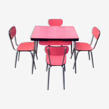 Table et ses 4 chaises en formica