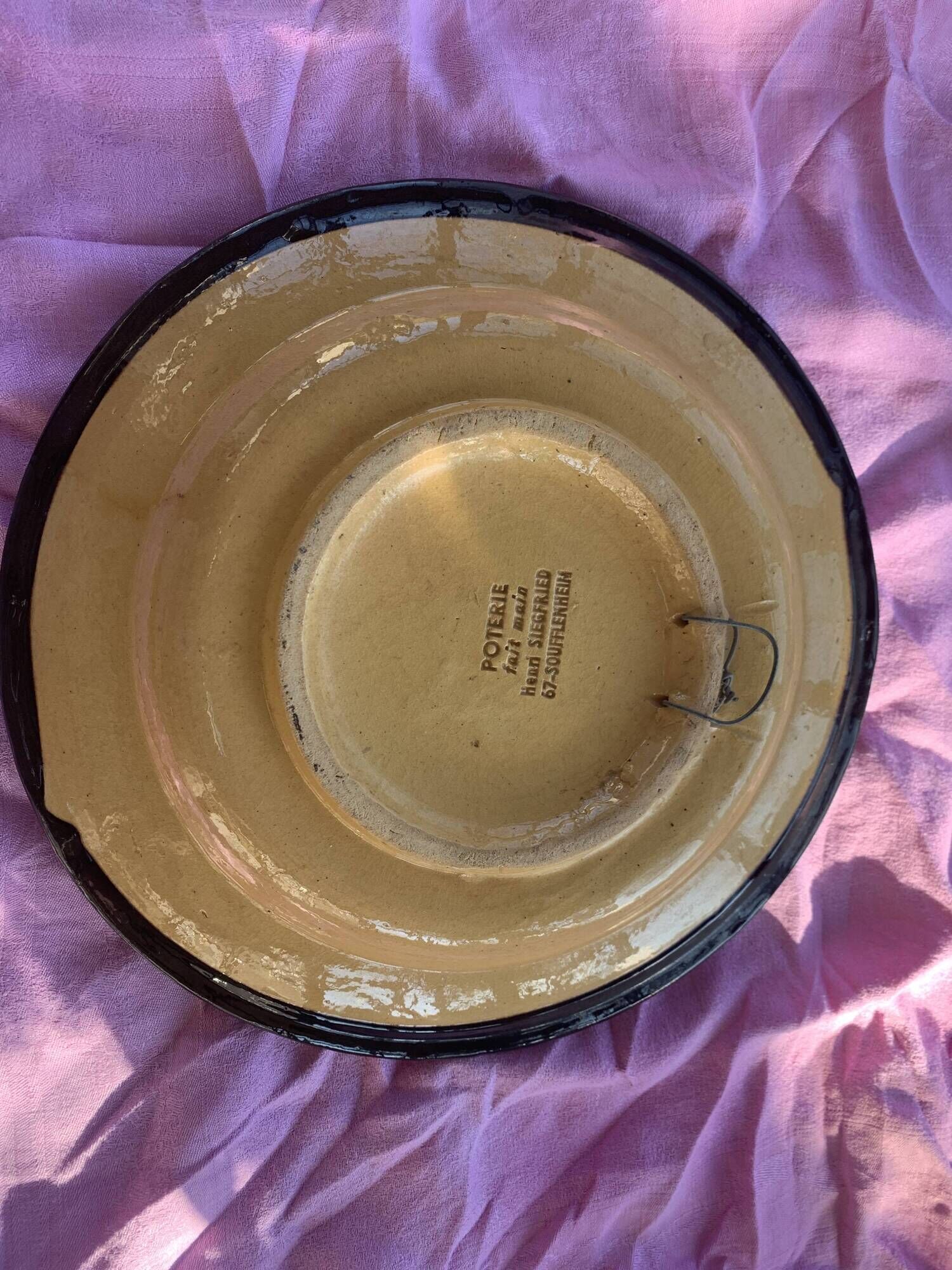 Plate in Alsatian artisanal pottery signed Henri Siegfried soufflenheim vintage
