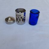 Salt and pepper shakers from the 1930s