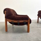 Set of mid-century lounge chairs in oak and teddy