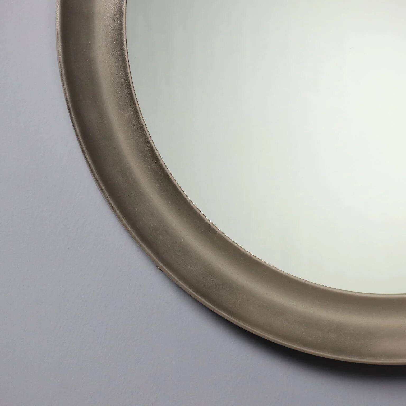 Vintage round mirror, iron and glass frame, Italy, 1960s