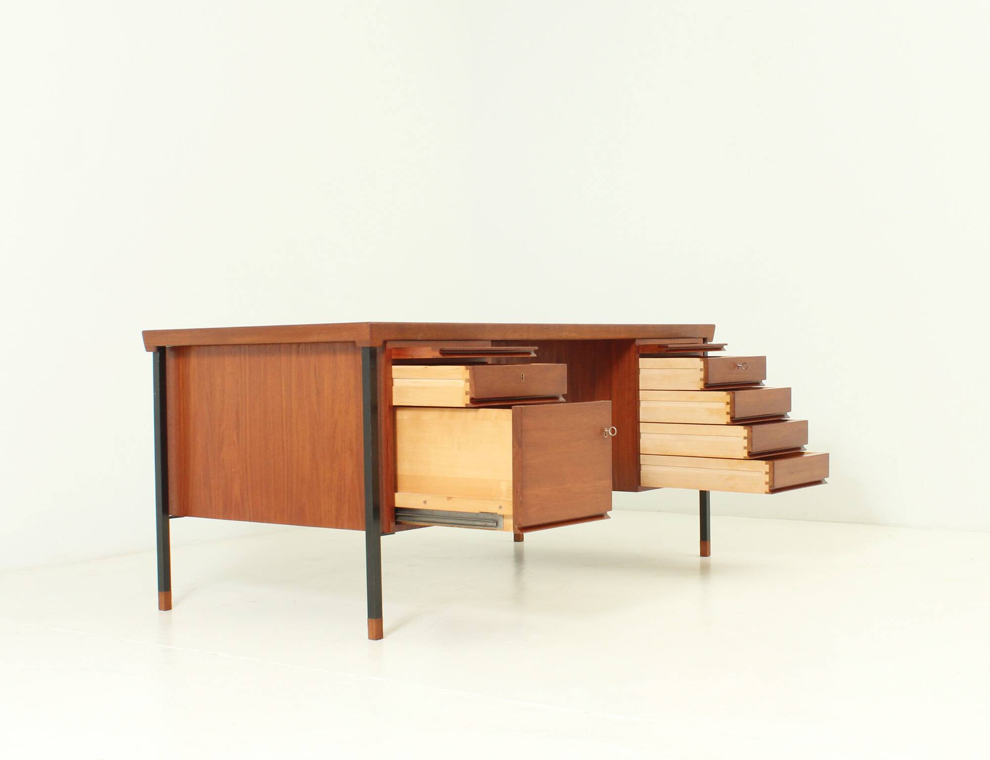 Teak desk by Peter Hvidt and Orla Mølgaard for Søborg, Denmark