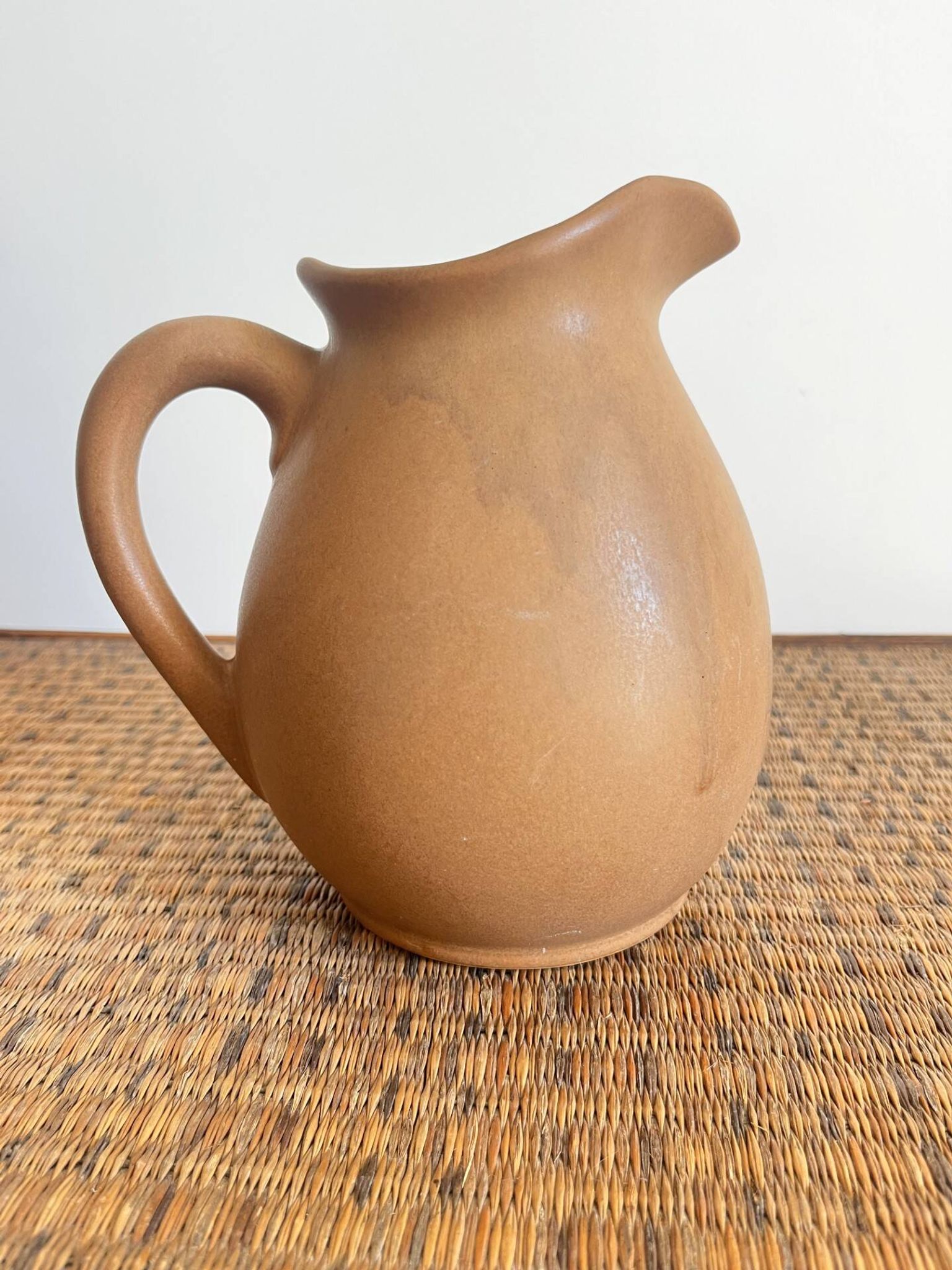 Pichet en céramique
