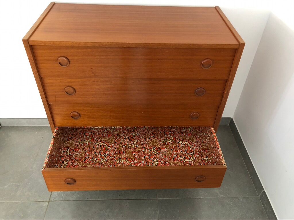 Scandinavian chest of drawers 4 drawers