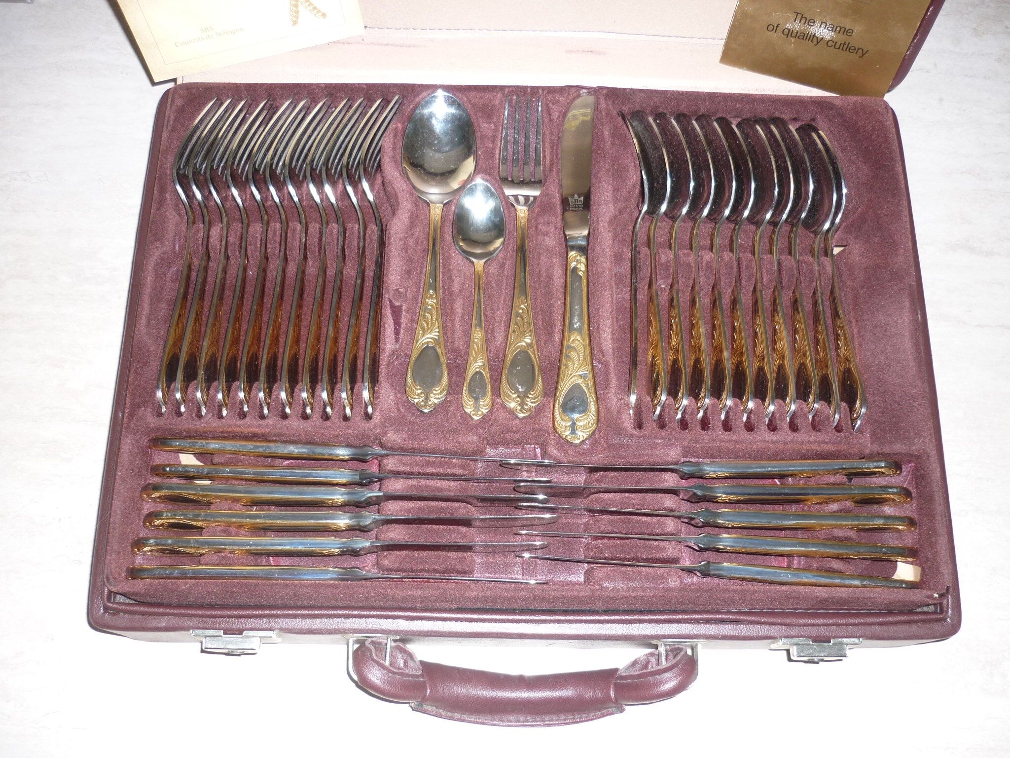 Besteke SBS Solingen housewives case in nickel chrome and gold gold