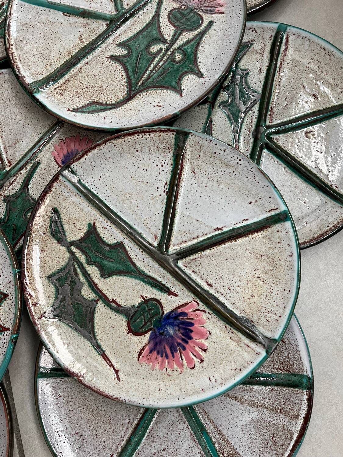 Set of 12 fondue plates "Chardon" Vallauris