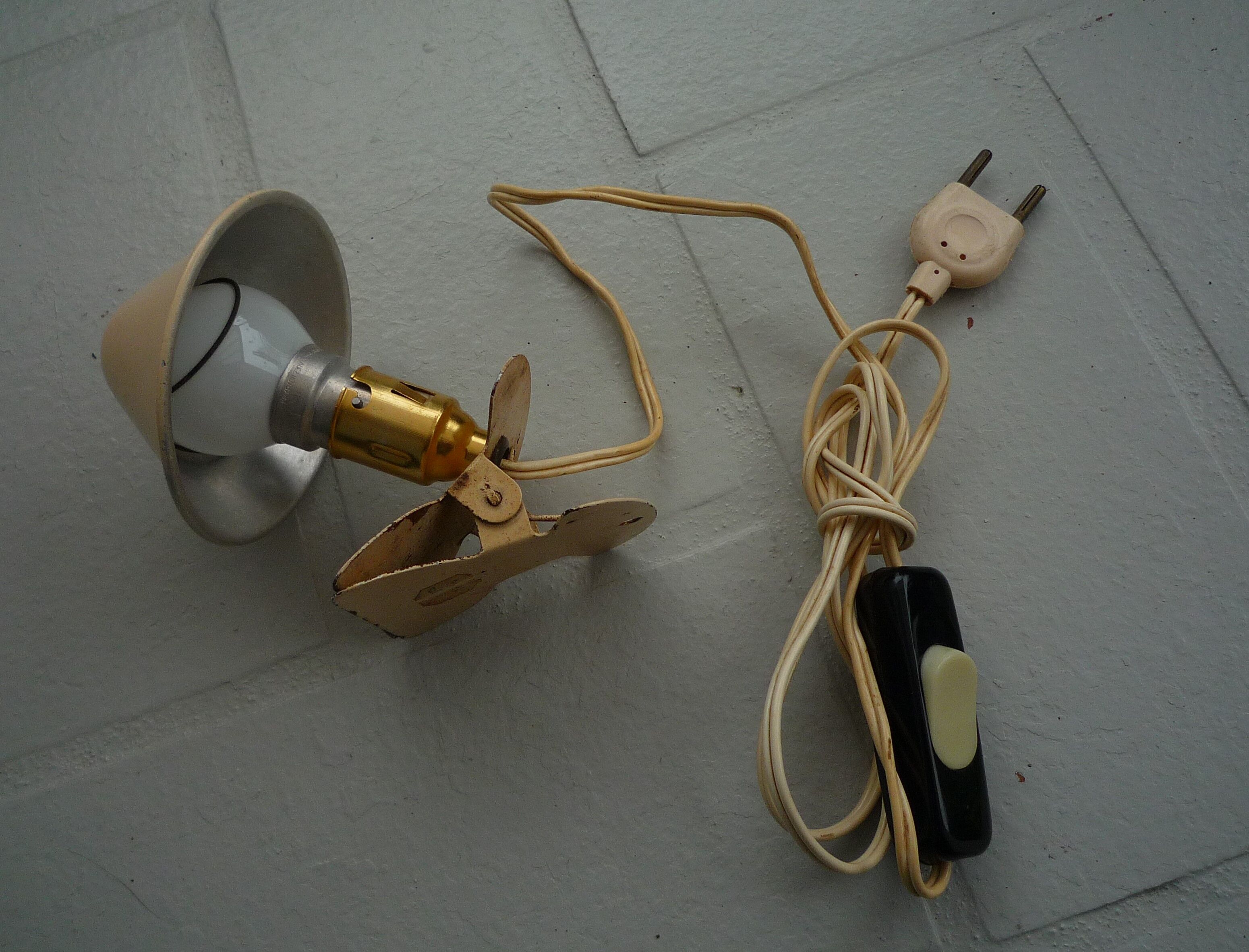 Mushroom lamp with cream white clip, 70s