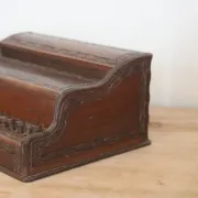 Antique carved wooden cigarette box – Functional push-button dispenser