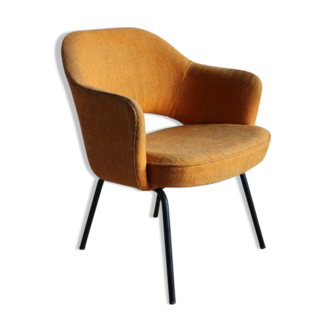Chair Conference Eero Saarinen