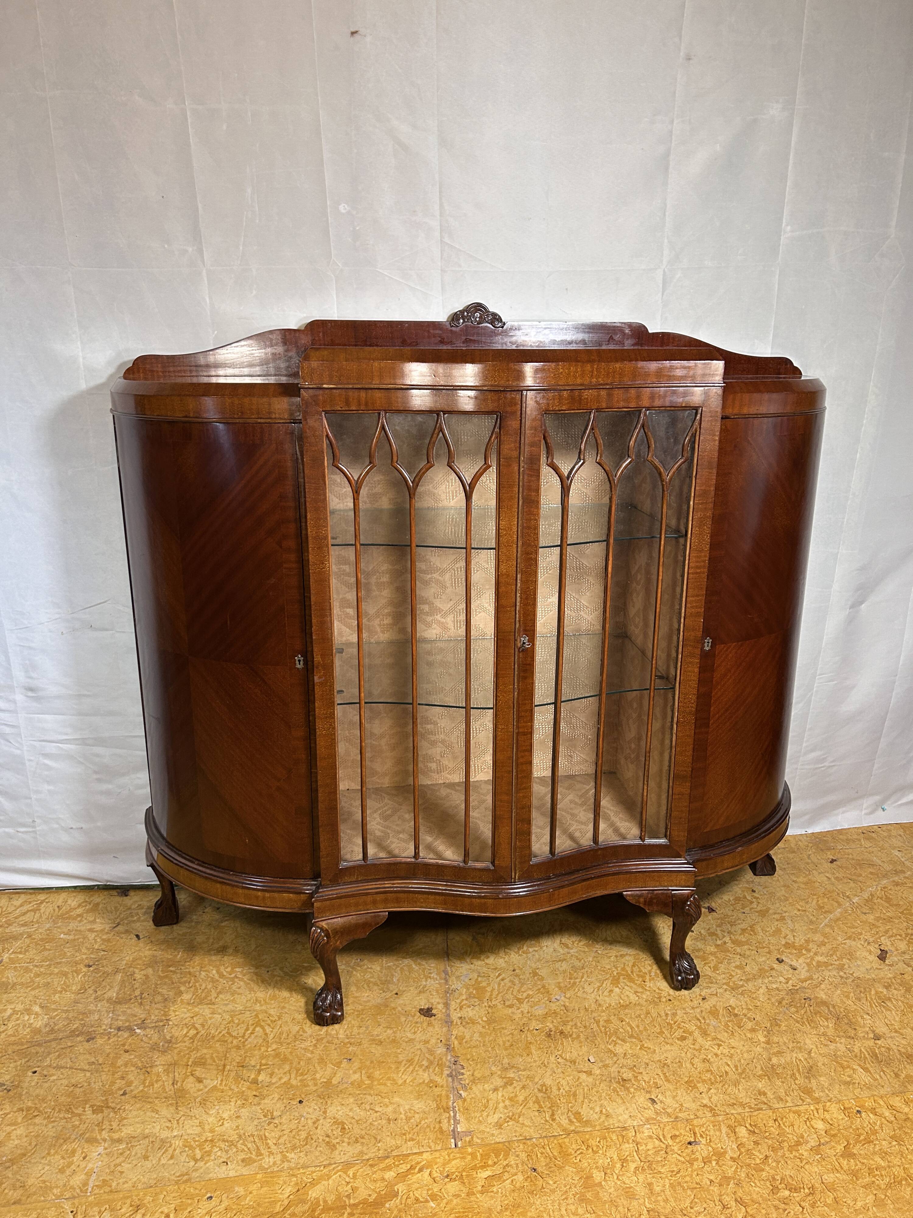 Late Victorian / Early Edwardian Display Cabinet (1880–1900)  A truly charm
