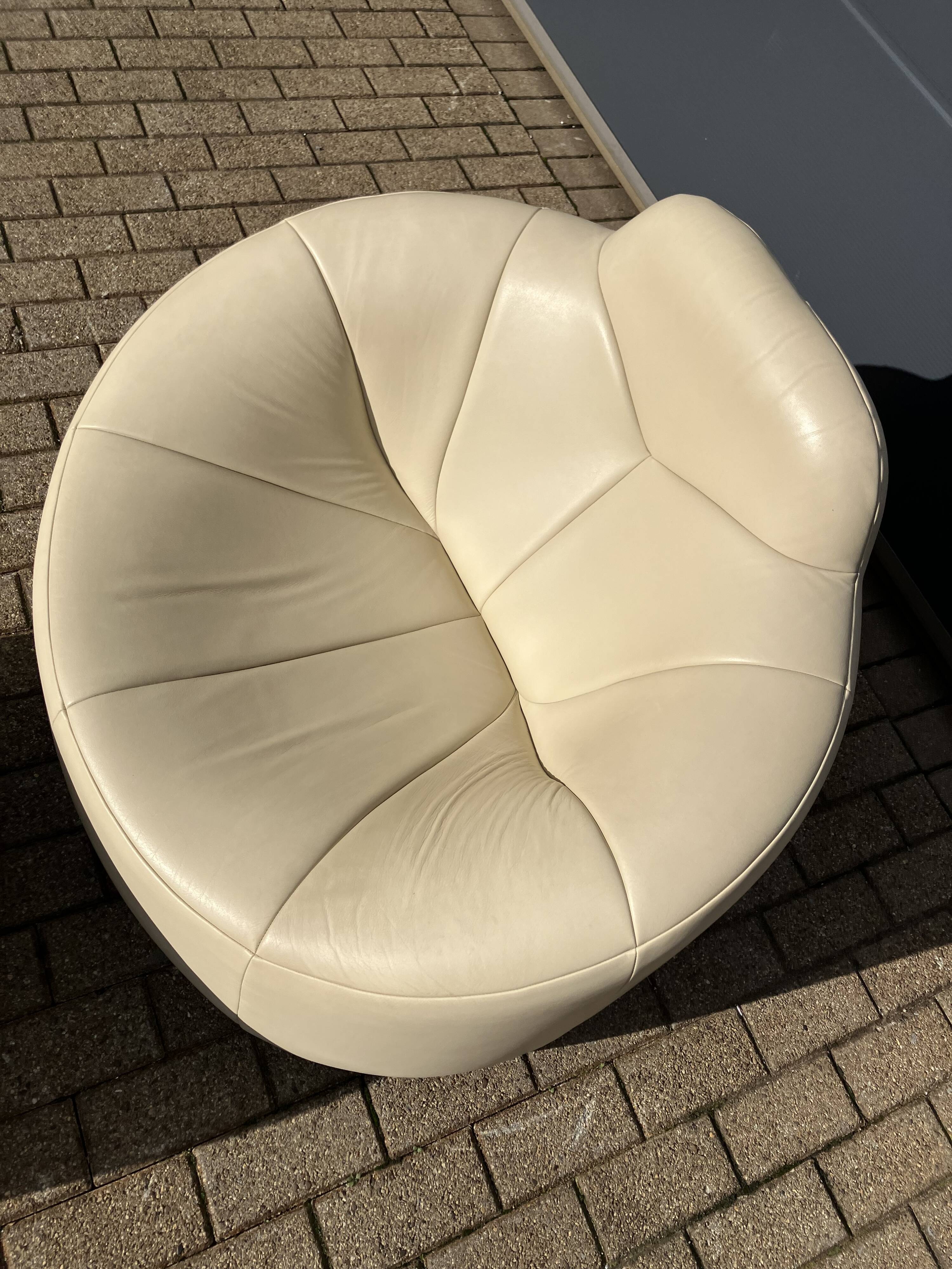 Ligne Roset Pumpkin 1-seater + pouf in beige leather by Pierre Paulin