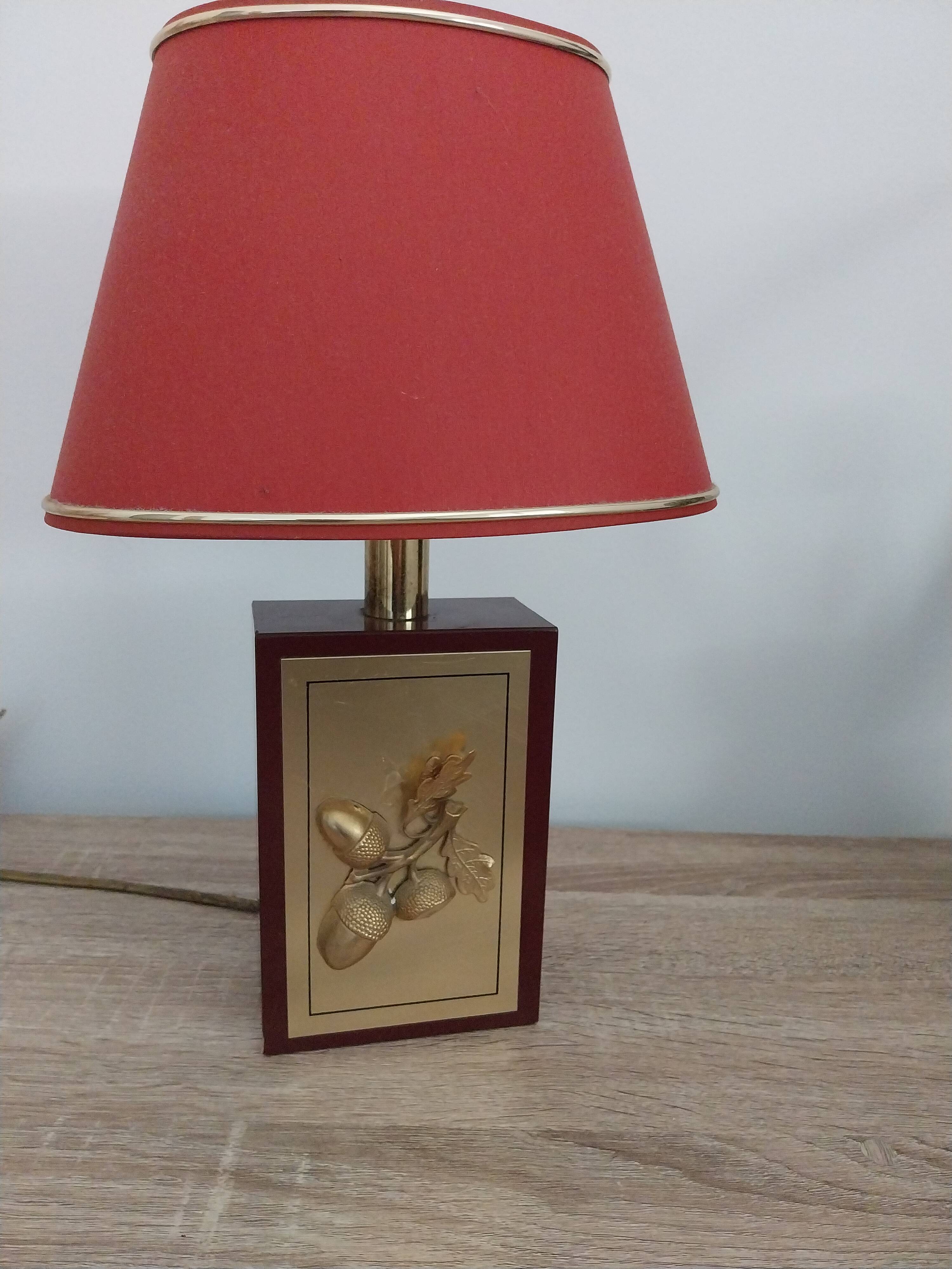 Vintage lamp le dauphin with acorn decoration from the 1970s/80s.