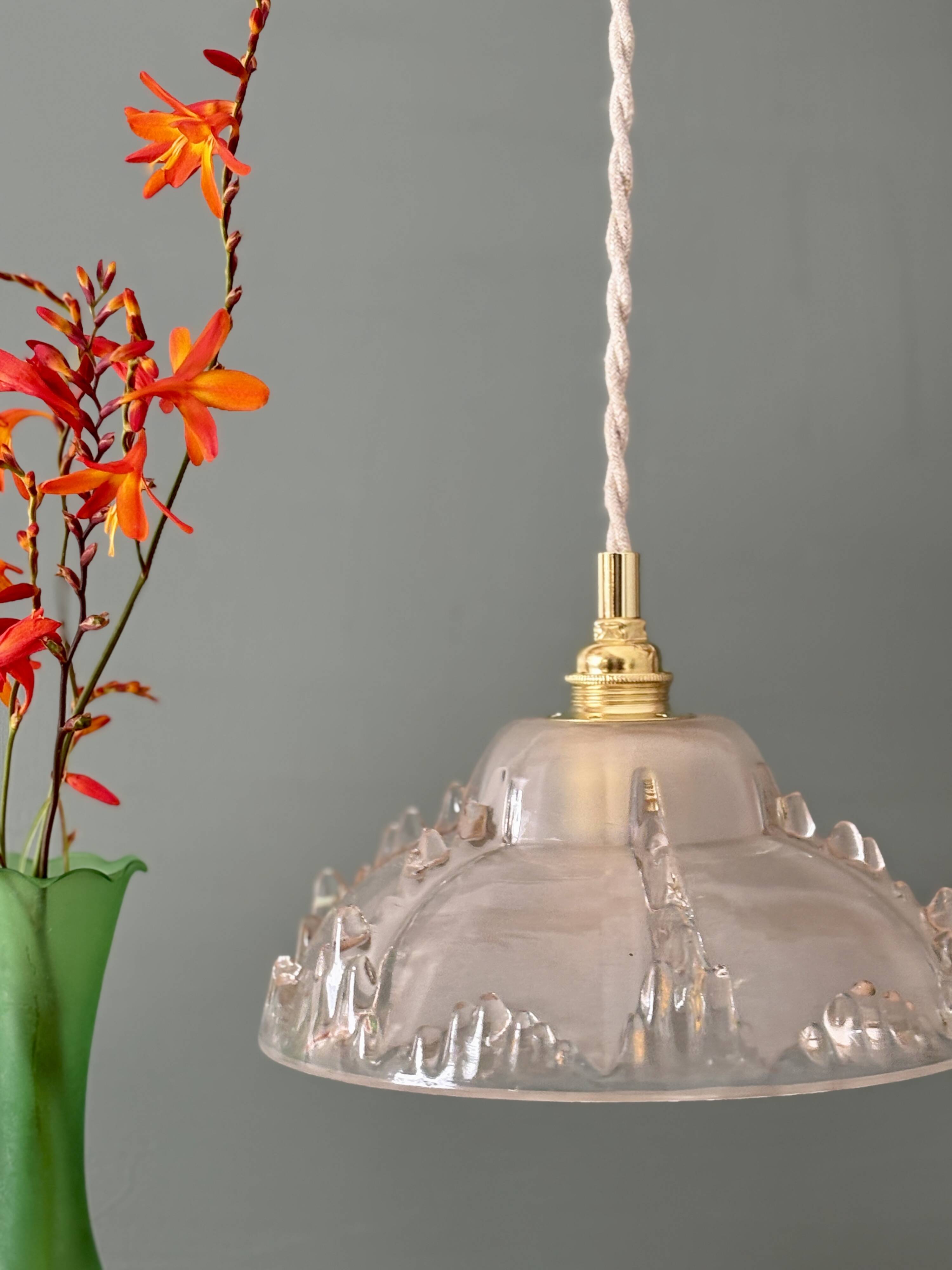 Vintage frosted glass pendant light (DF1)