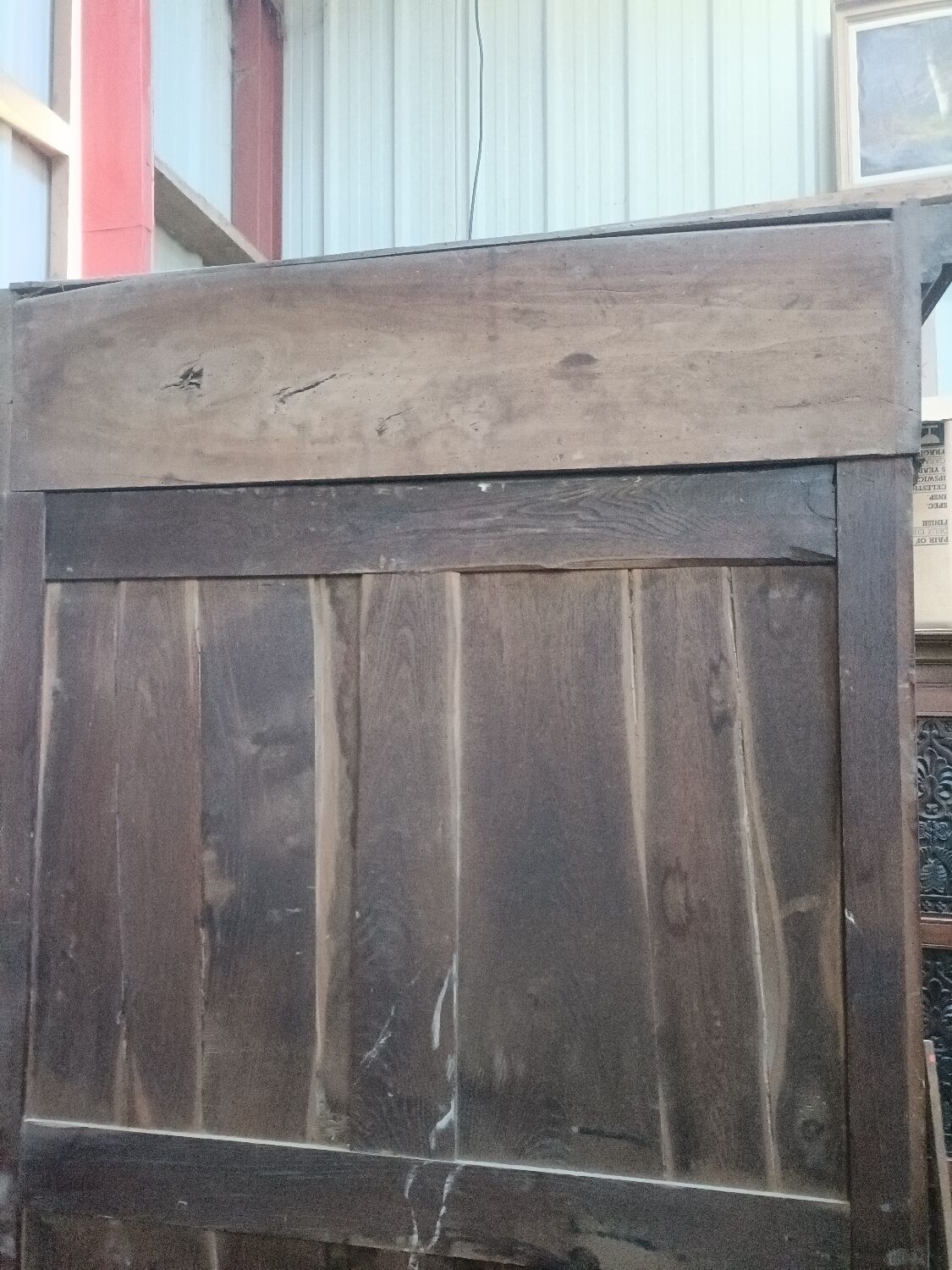 Cabinet bonnetière in solid oak and partial veneer