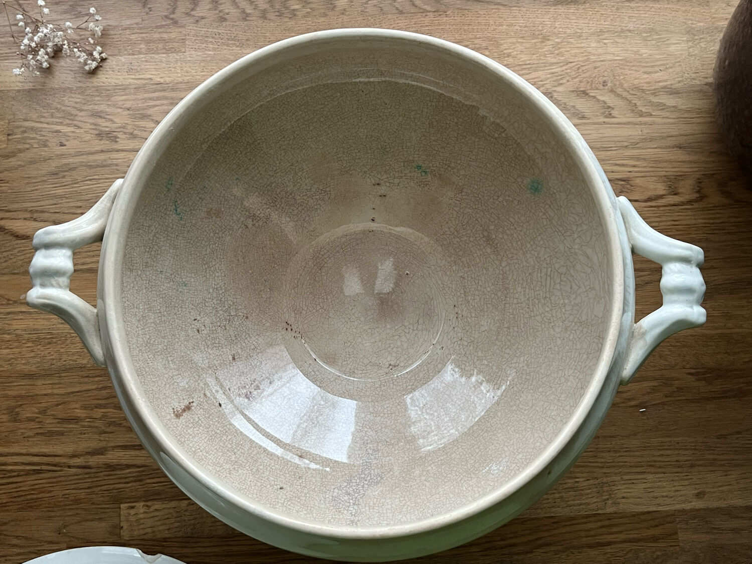 Old tureen St Amand and North Hamage