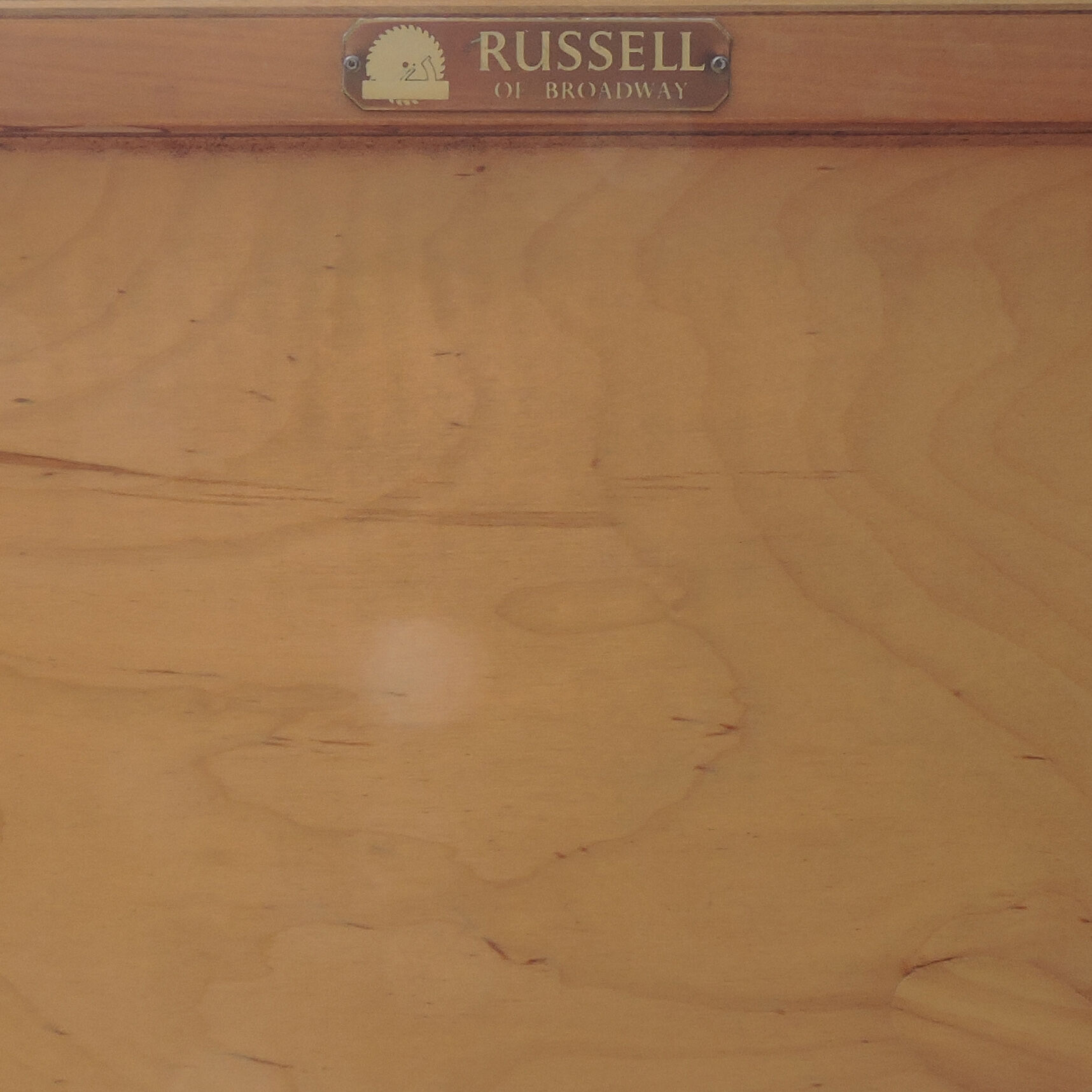 Enfilade du milieu du siècle en noyer de Gordon Russell, années 1960