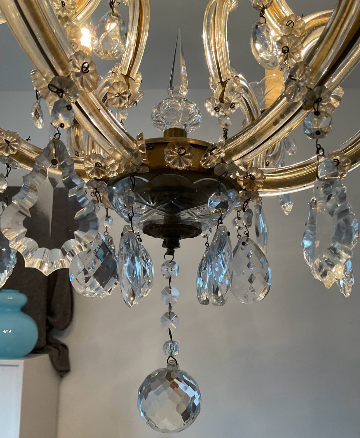 Old Venetian chandelier in crystal and bronze
