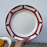 7 flat plates in white and red burgundy porcelain vintage Badonviller model Louise
