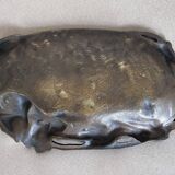 Empty bronze pocket