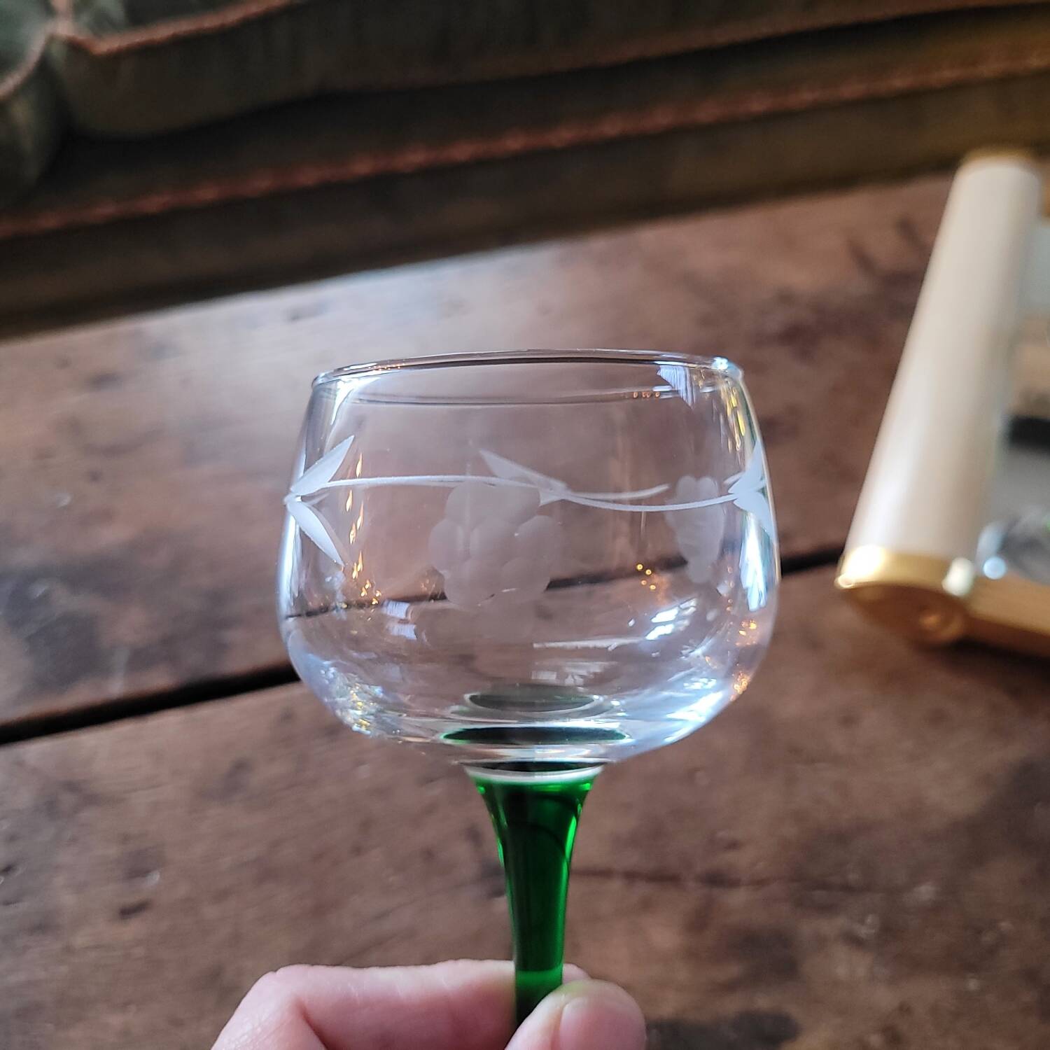 ​Suite de 6 verres Roemer à calice ciselé - Circa 1970