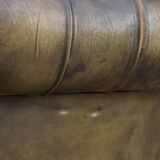 2.5 seater leather chesterfield sofa in a moss green color