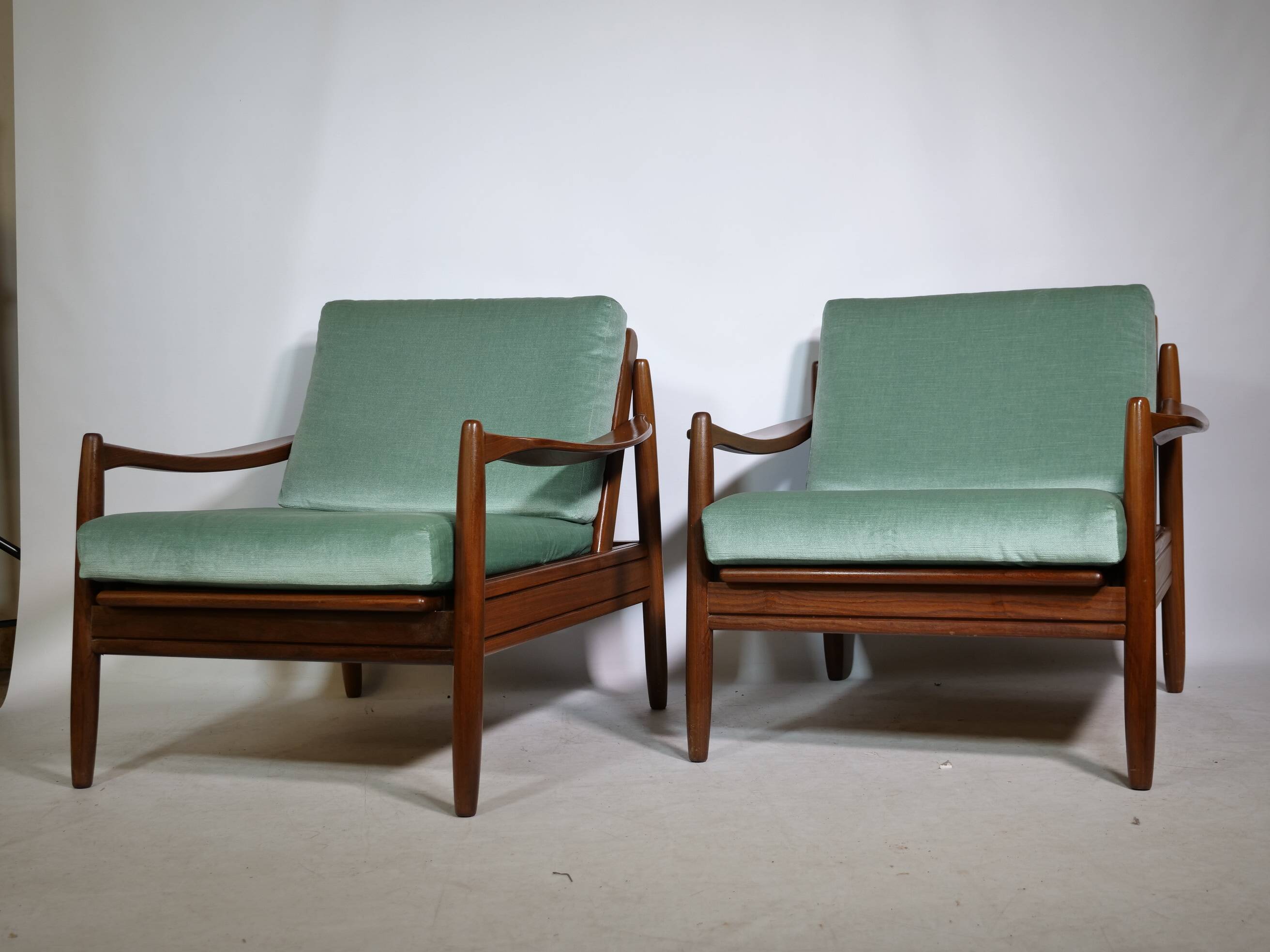 Mid-Century Design Teak Lounge Chairs from Denmark, Set of 2, 1960s