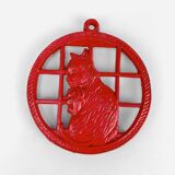 Red cast iron trivia cat décor