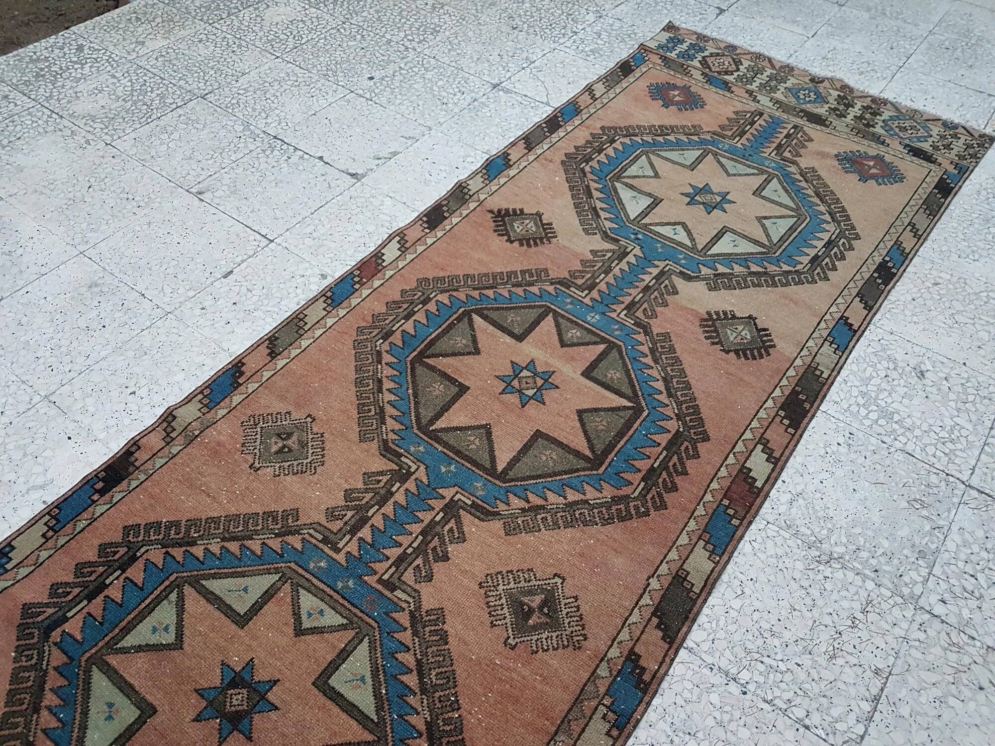 Tapis de couloir turc vintage