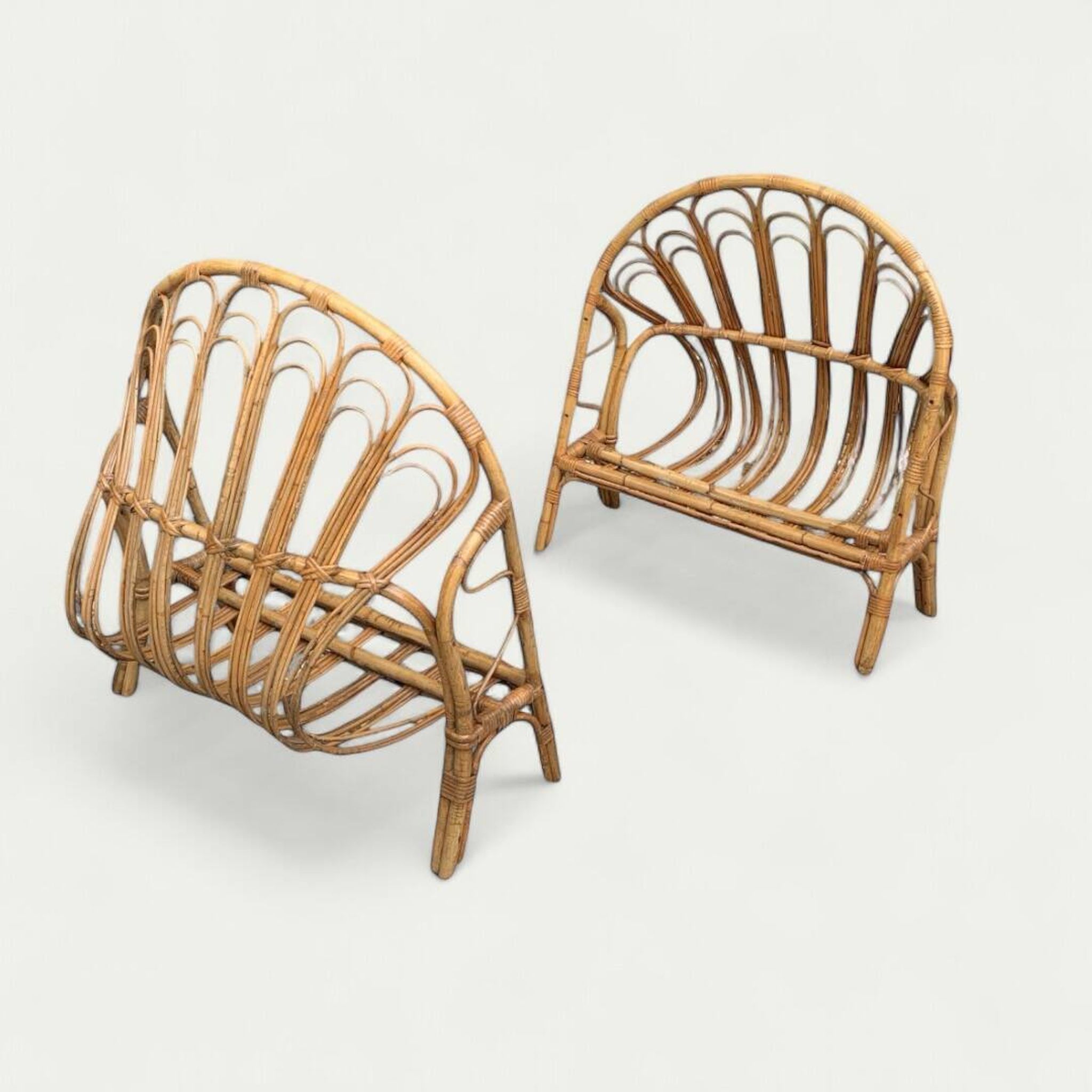 Lit corbeille en rotin pour enfant 1960