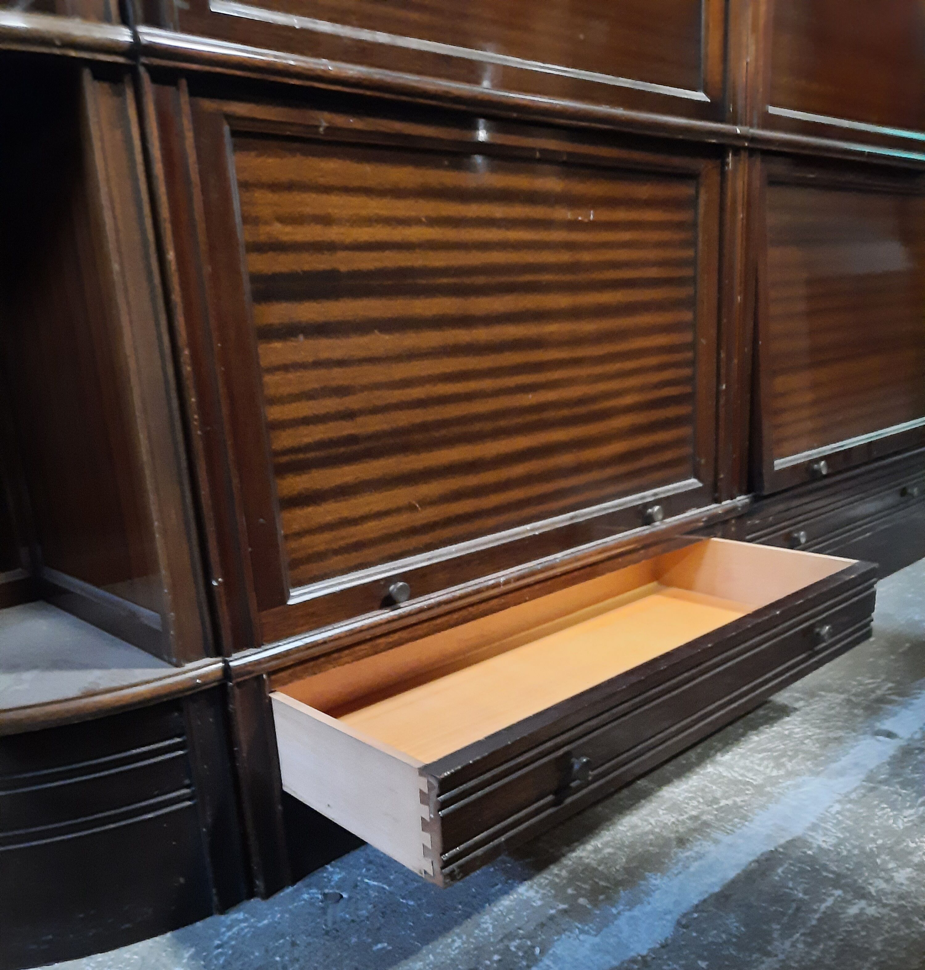 Ensemble de 12 meuble MD