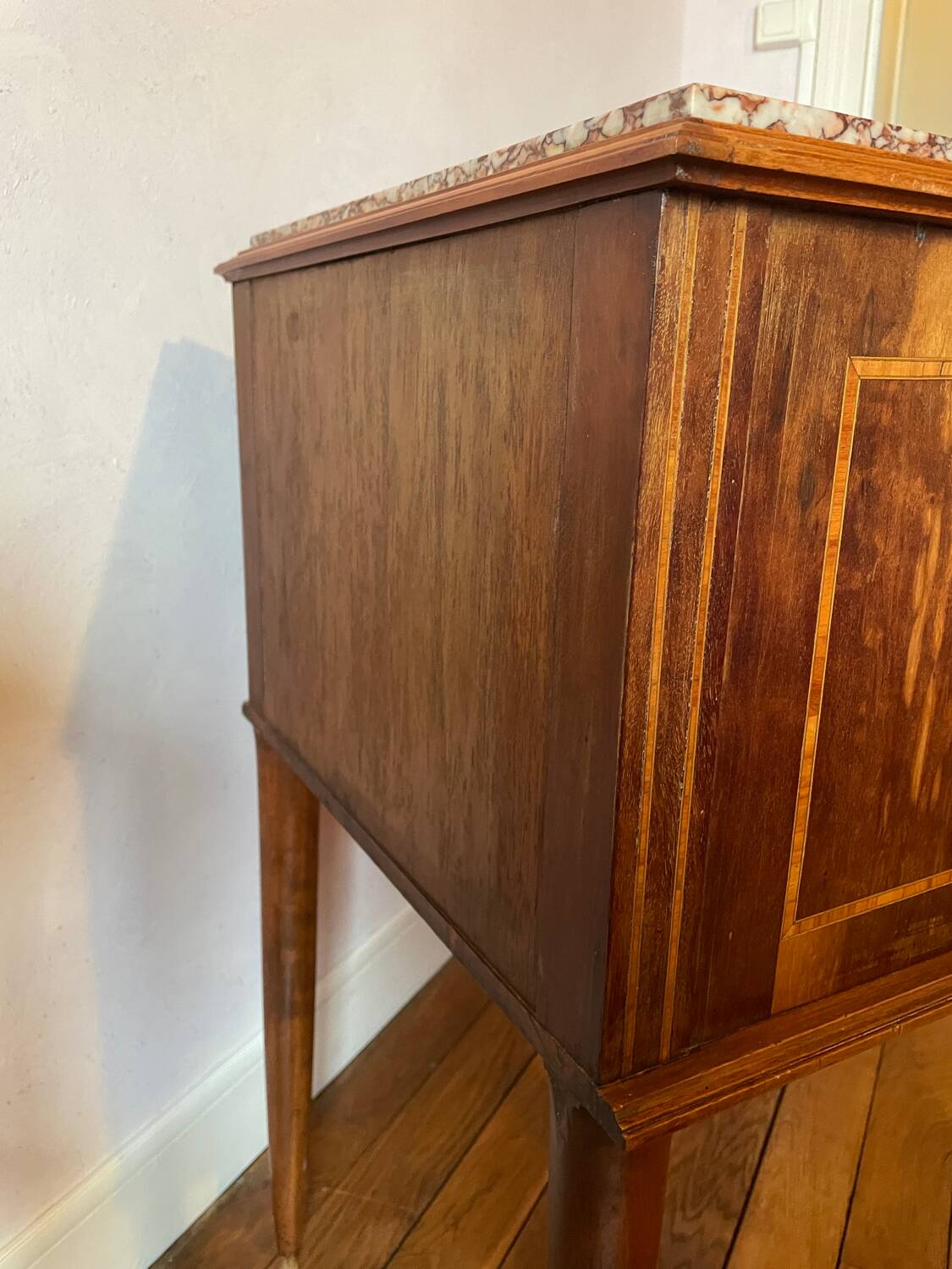 Lot tables de nuit bois et marbre