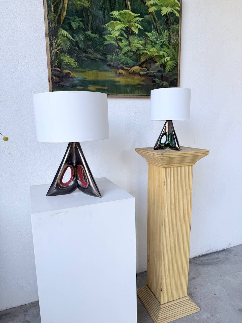 Paire de lampes céramiques forme libre triangle