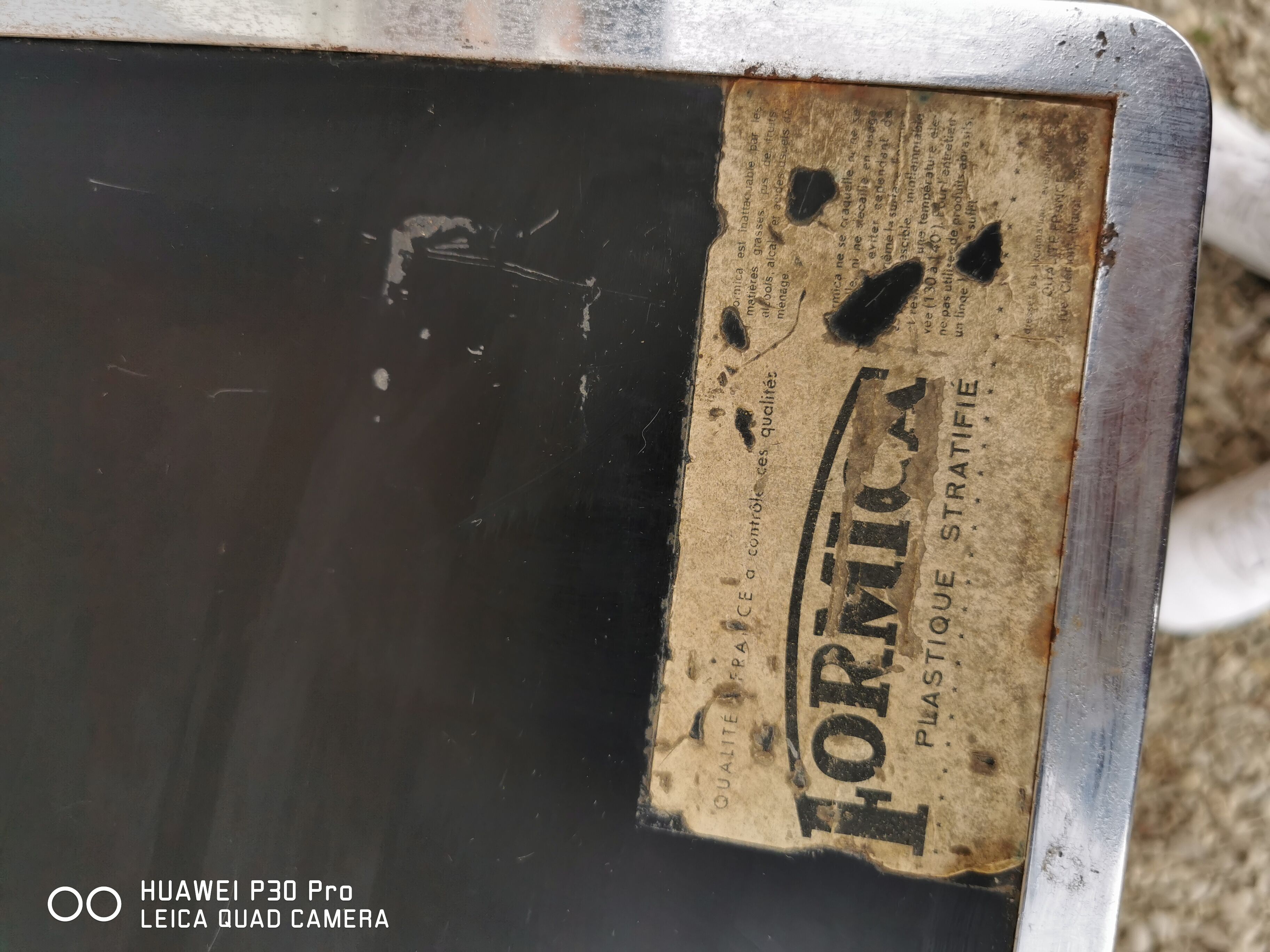 Metal craft furniture with extension cord